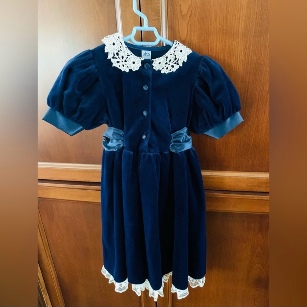 English BHS brand Royal blue velvet long dress Peter Pan lace collar Girls Age 2